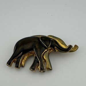 Vintage Gold Tone Elephant Brooch